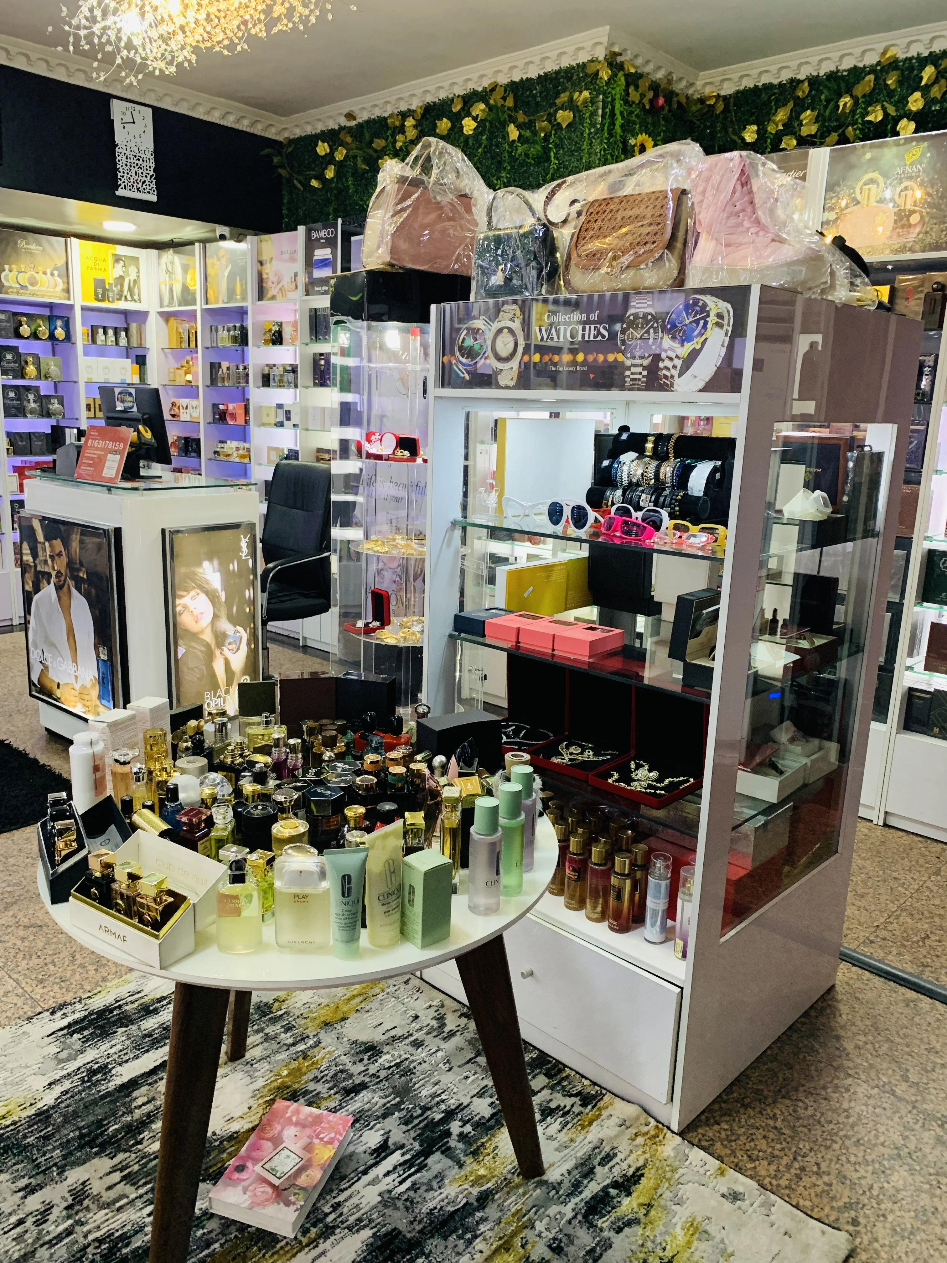 store image